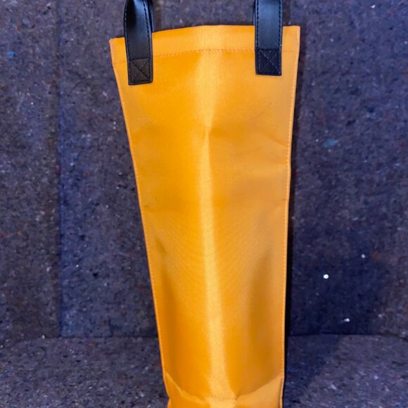Veuve Clicquot Chiller Bag w/ Thermal Liner - MINT! - Picture 5 of 5
